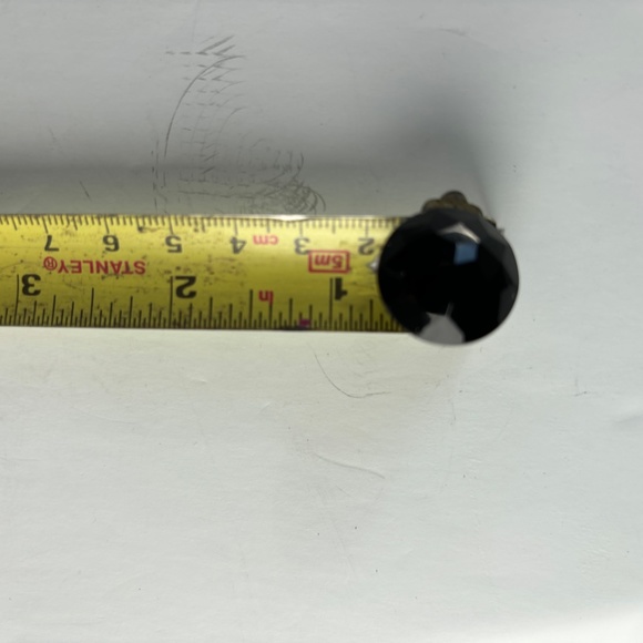 Vintage black jet clip earrings - Picture 6 of 7